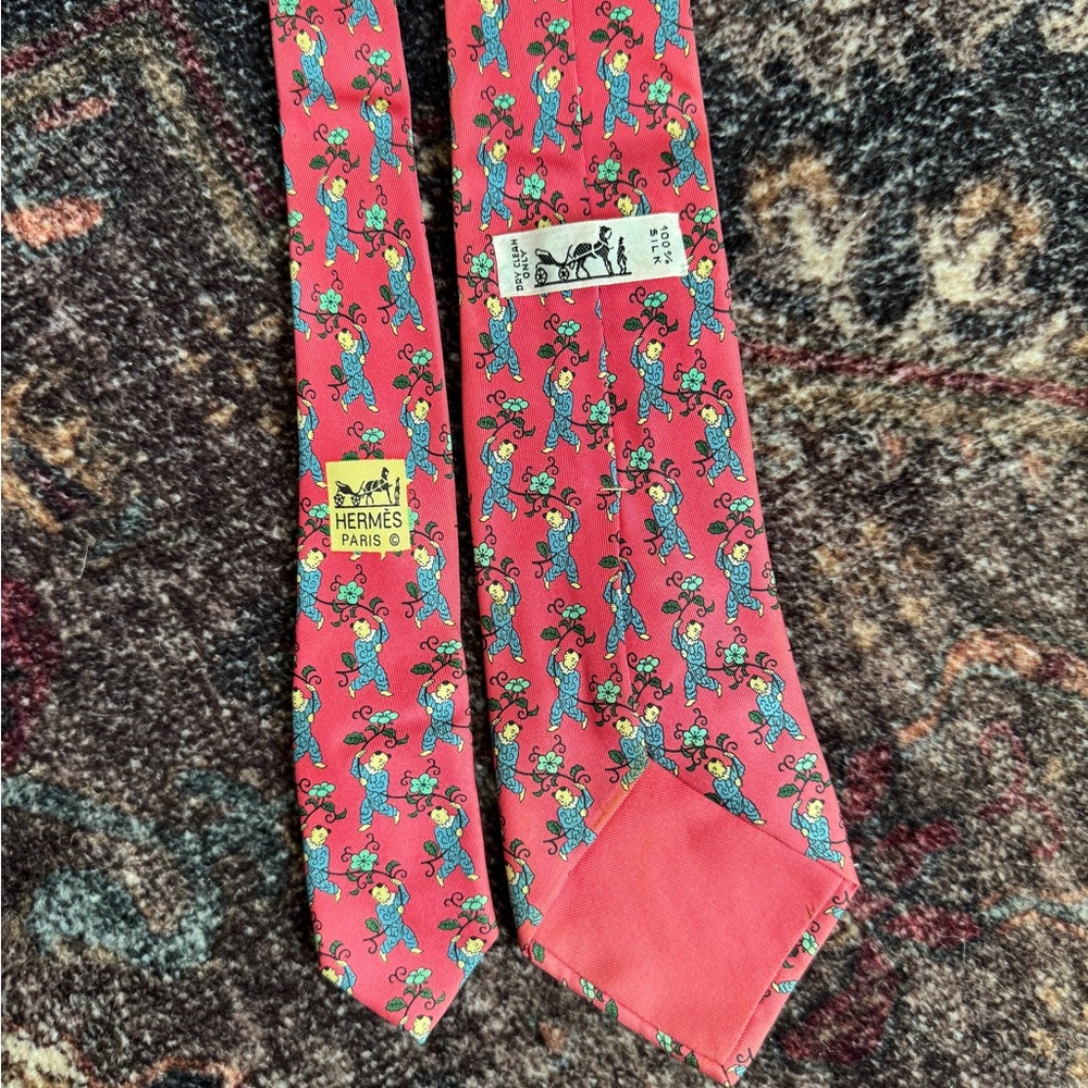 Vintage Hermes Pink Tie with Playful Character and Flowers (7238 MA) - Picture 4 of 6
